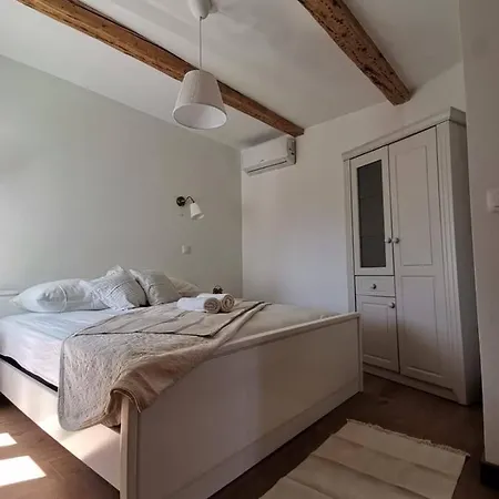 別荘 Holiday House In With Air Conditioning, Wifi, Washing Machine, Dishwasher 5016-1